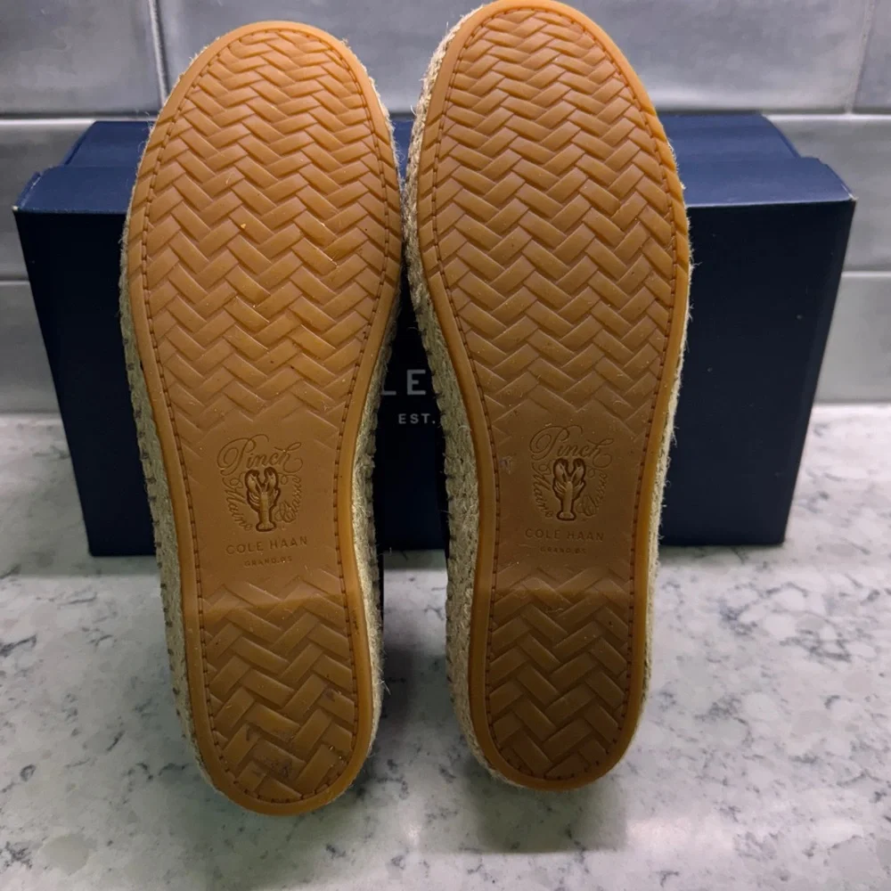 Cole Haan Cloudfeel Leather Espadrille sz 7.5 Marine Blue Leather 🌸 - Picture 8 of 8